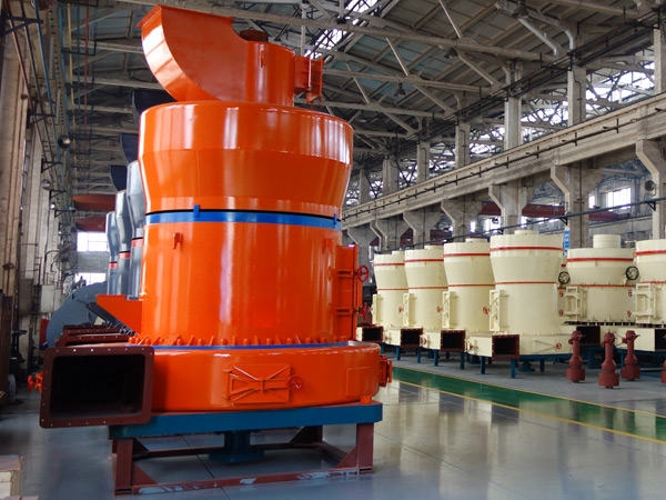 时产550吨叶腊石雷蒙磨粉机